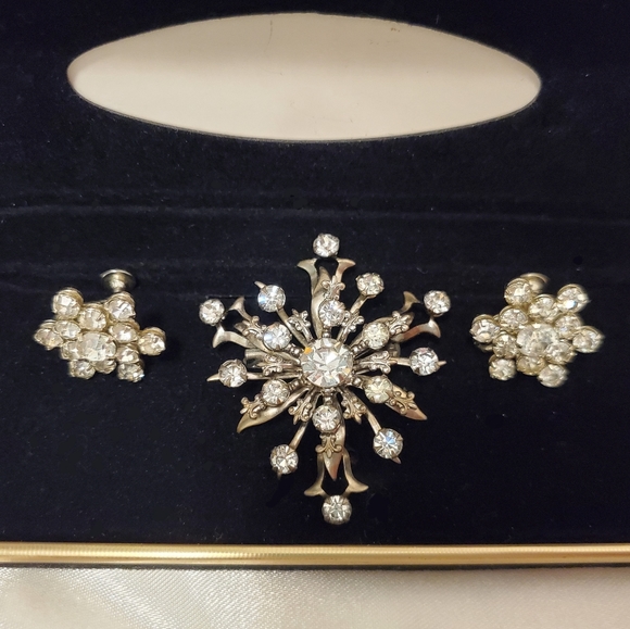 Vintage Jewelry Set, Vintage Earrings Clear Rhinestones, Vtg Brooch Rhinestones - Picture 1 of 11